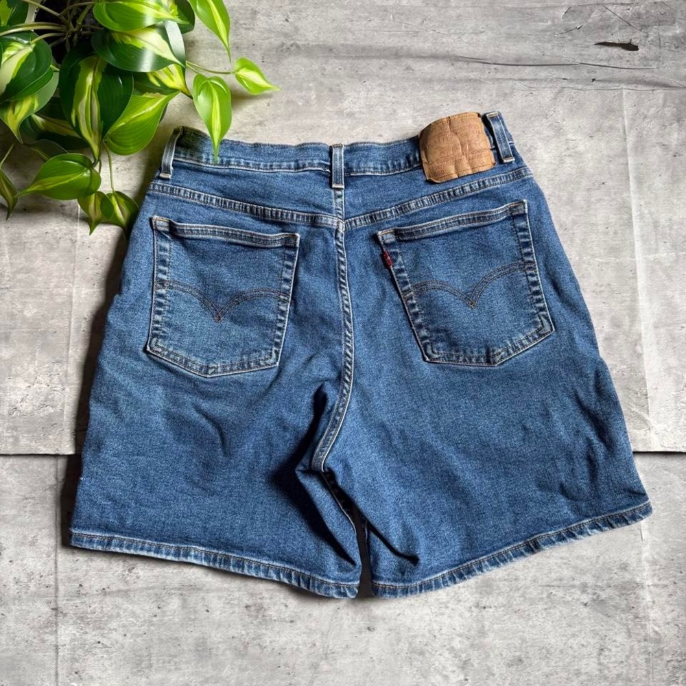 Vintage 90s Levi's‎ 550 blue denim shorts